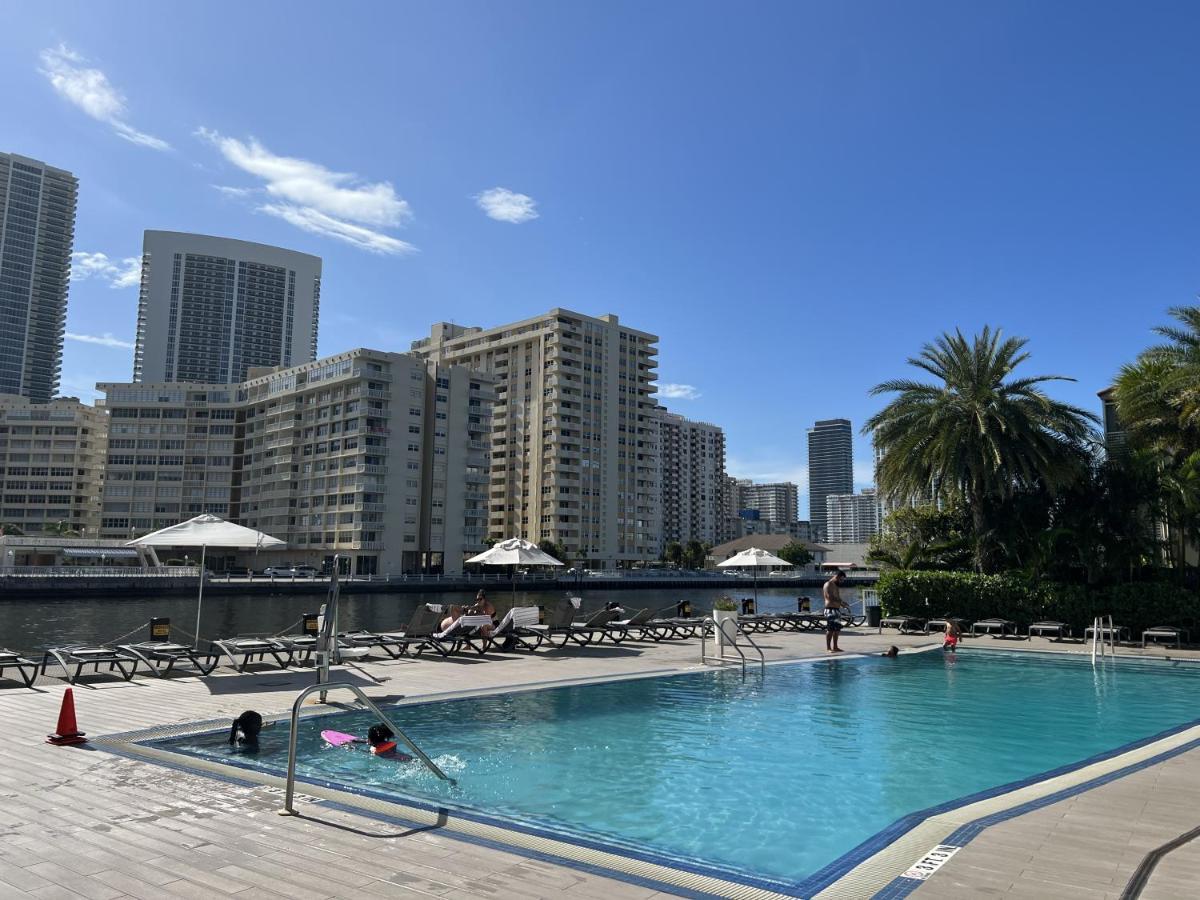 23Rd Floor Luxury & Spacious Beachwalk Resort Apartment With Amazing View Hallandale Beach Εξωτερικό φωτογραφία