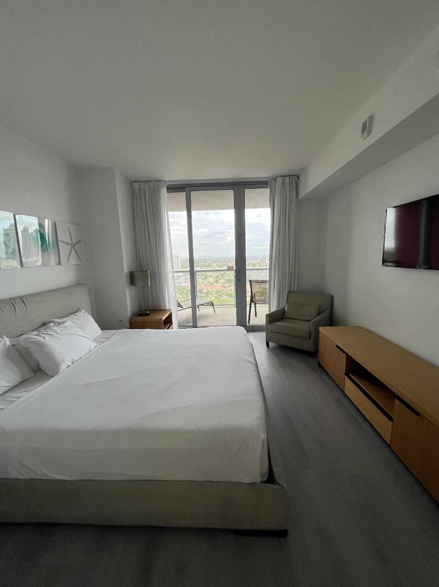 23Rd Floor Luxury & Spacious Beachwalk Resort Apartment With Amazing View Hallandale Beach Εξωτερικό φωτογραφία
