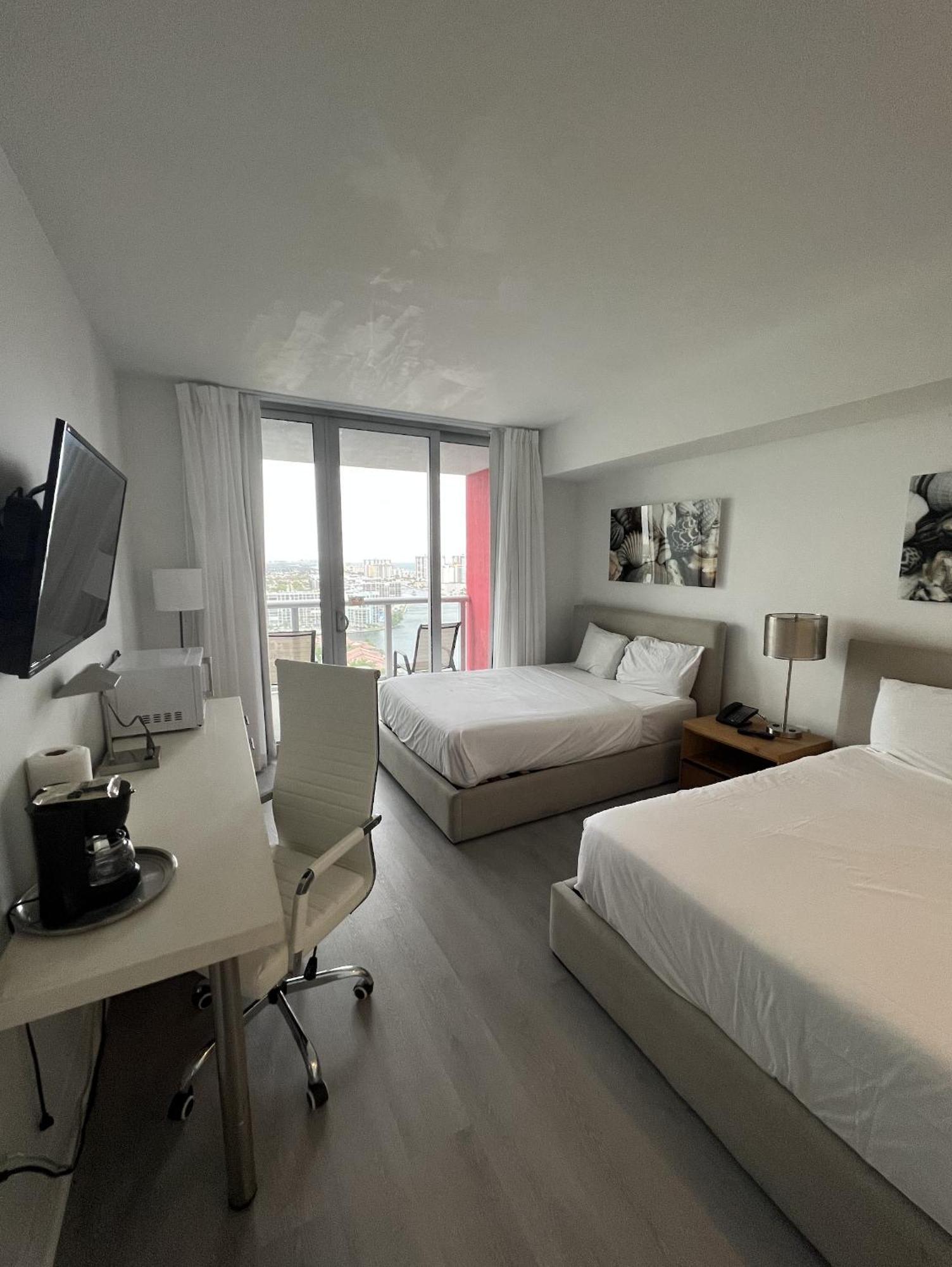 23Rd Floor Luxury & Spacious Beachwalk Resort Apartment With Amazing View Hallandale Beach Εξωτερικό φωτογραφία